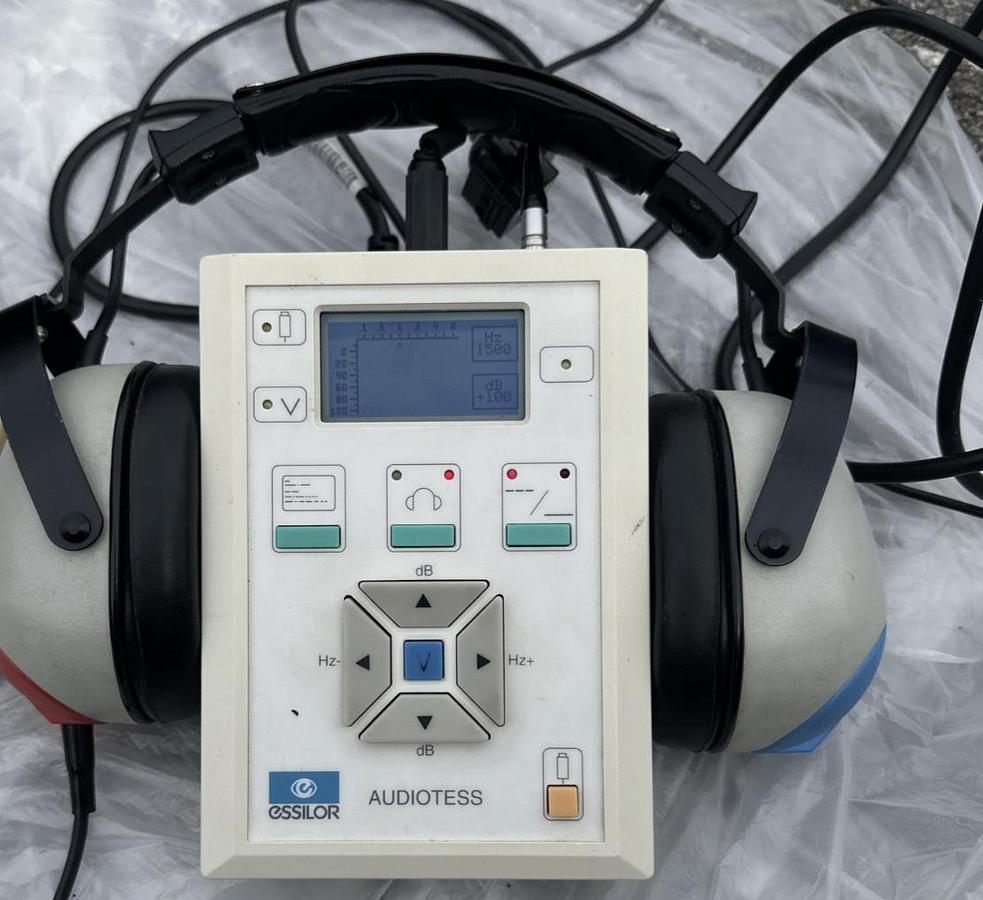 AUDIOMETRE TEST ESSILOR