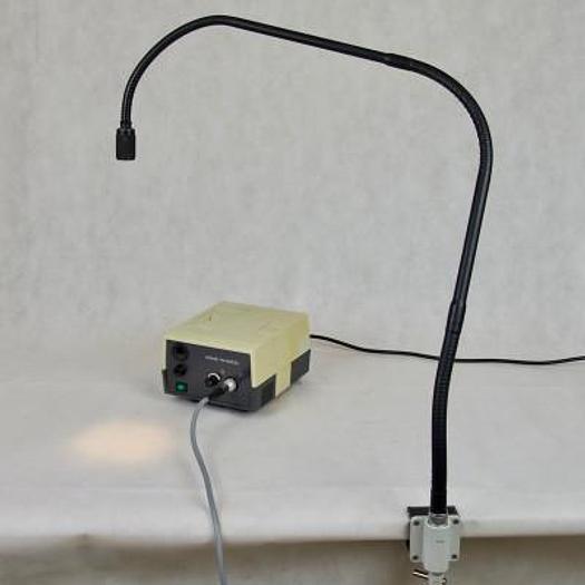 LAMPE D'EXAMEN EN FIBRE OPTIQUE SOUPLE ET PROJECTEUR HEINE HK 4000