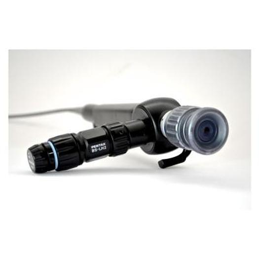 NASOFIBROSCOPE PENTAX FNL-10RBS ET SOURCE DE LUMIERE PORTABLE