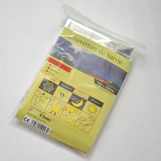 LOT DE 100 COUVERTURES DE SURVIE
