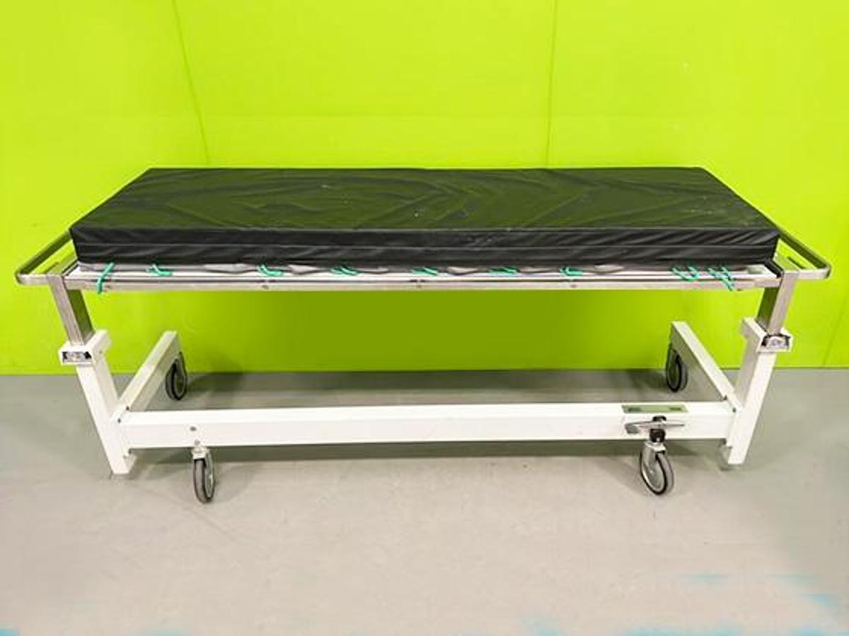 TABLE RADIOTRANSPARENTE SIEMENS POUR RADIOLOGIE ET AMPLIFICATEUR DE BRILLANCE