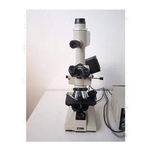 MICROSCOPE NIKON LABOPHOT AVEC 4 OBJECTIFS PLAN