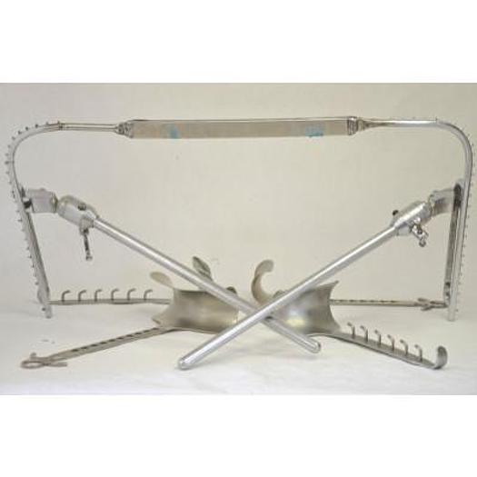 ECARTEUR ABDOMINAL DE BERGERET ET SERIE DE VALVES