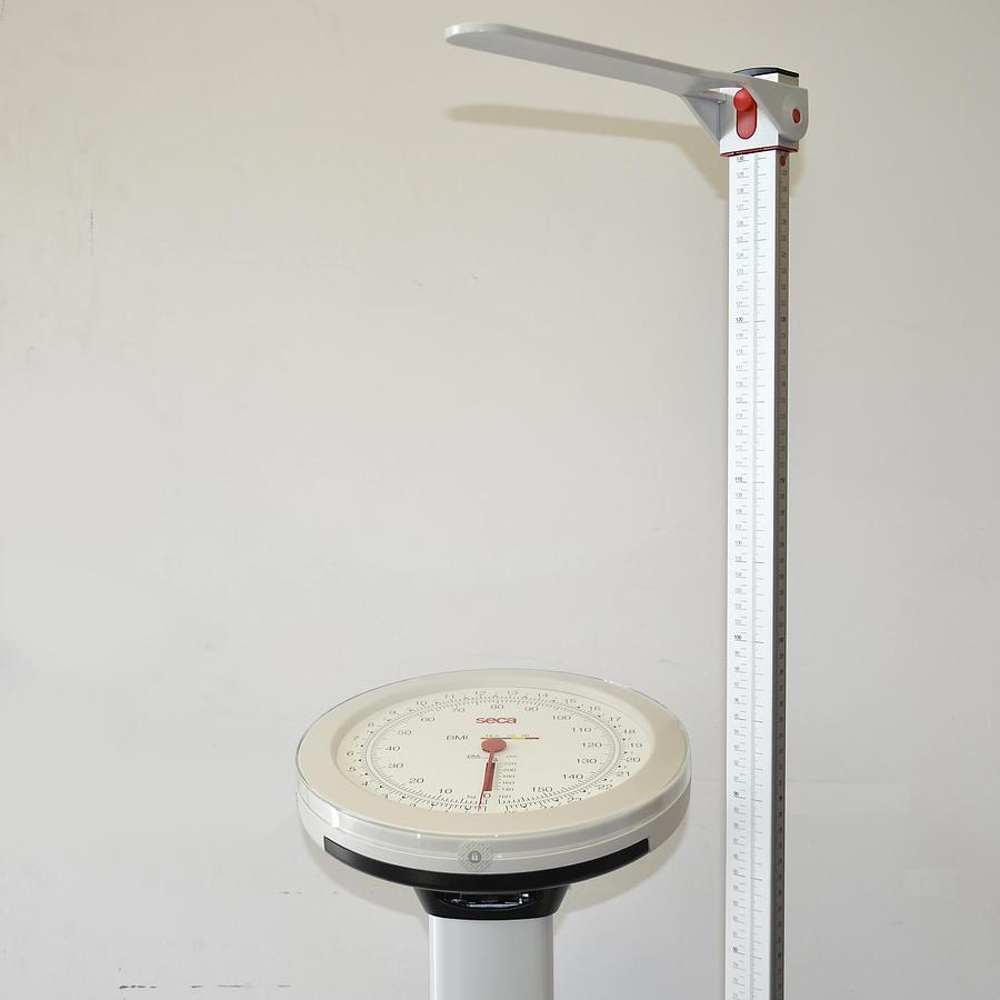 BALANCE SECA AVEC APPROCHE DU BMI ET TOISE