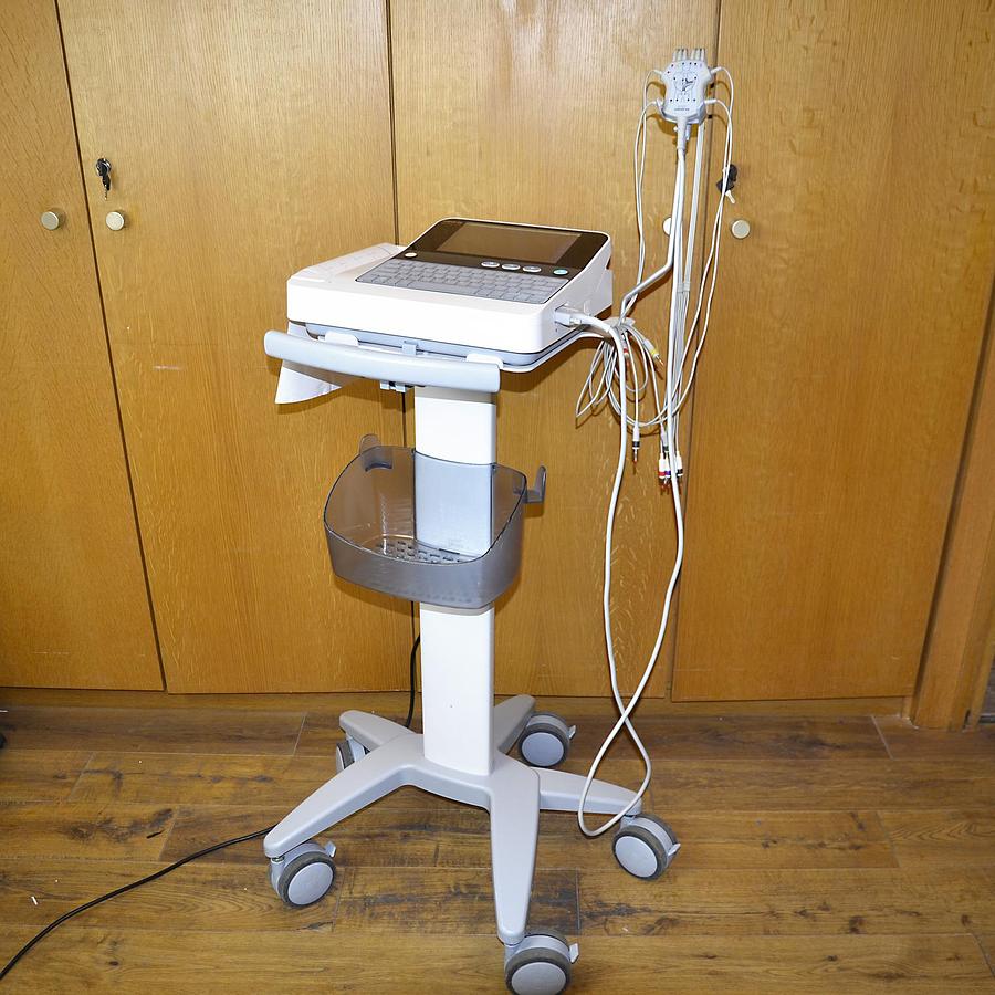 ECG MINDRAY R12