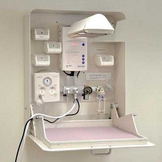 TABLE DE REANIMATION PEDIATRIQUE NEONATALE FISCHER&PAYKEL MURALE