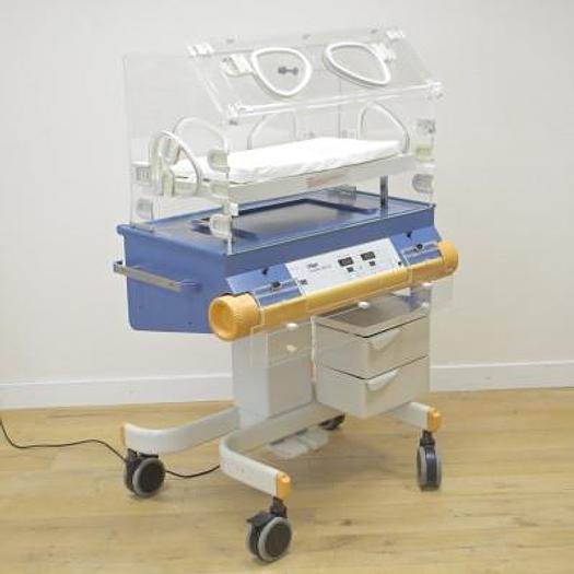 COUVEUSE BÉBÉ DRAEGER 8000SC
