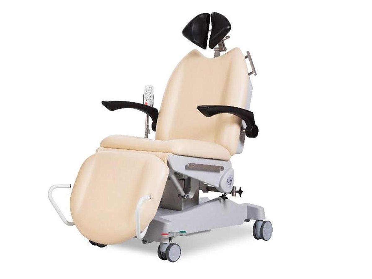 FAUTEUIL DE TRAITEMENT POUR CHIRURGIE AMBULATOIRE (OPHTALMO, ORL, PLASTIQUE, IVOM)