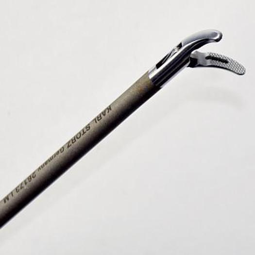 PINCE À PRÉHENSION ET À DISSECTION POUR FIL KARL STORZ 26173 LM