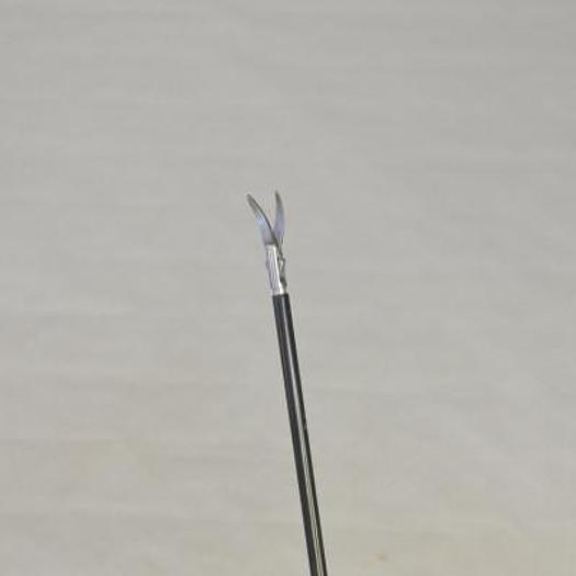 CISEAUX DE COELIOCHIRURGIE COURBE