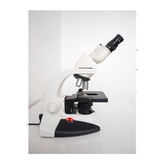 MICROSCOPE LEICA DME AVEC 4 OBJECTIFS (4X, 10X, 40X, 100XOIL)