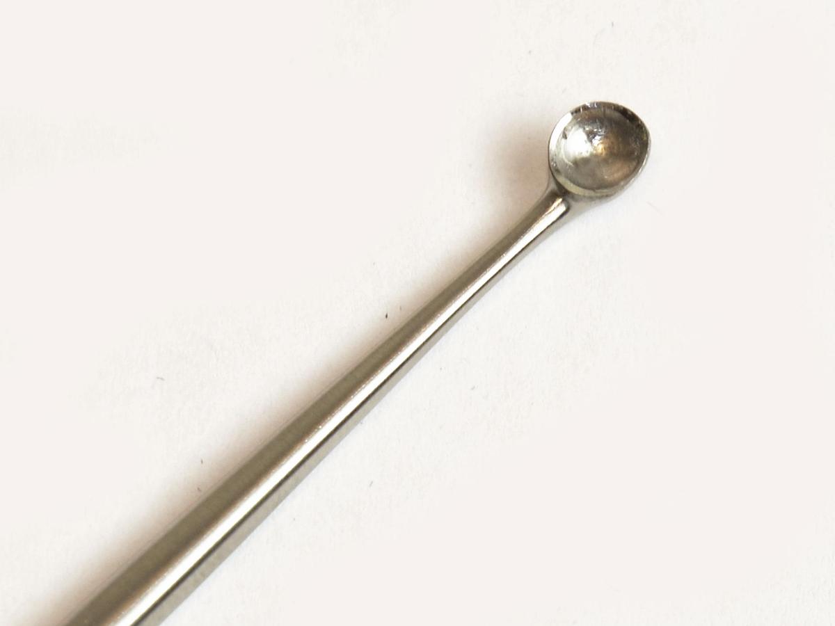 CURETTE FINE POUR DERMATOLOGIE PLEINE, 16 CM X 6 MM