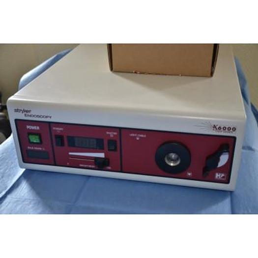 SOURCE DE LUMIERE STRYKER X6000 AVEC LAMPE NEUVE DE RECHANGE