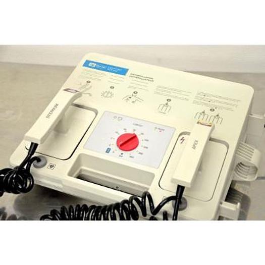 DEFIBRILLATEUR DEFIPORT HELLIGE RESPONDER