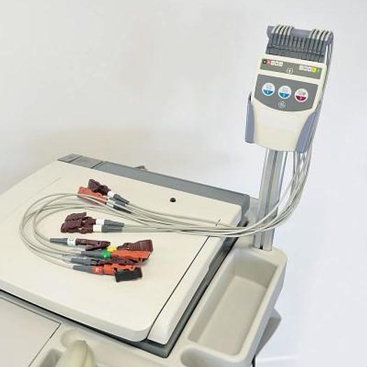 ECG ELECTROCARDIOGRAMME GENERAL ELECTRIC GE 5500 SUR CHARIOT