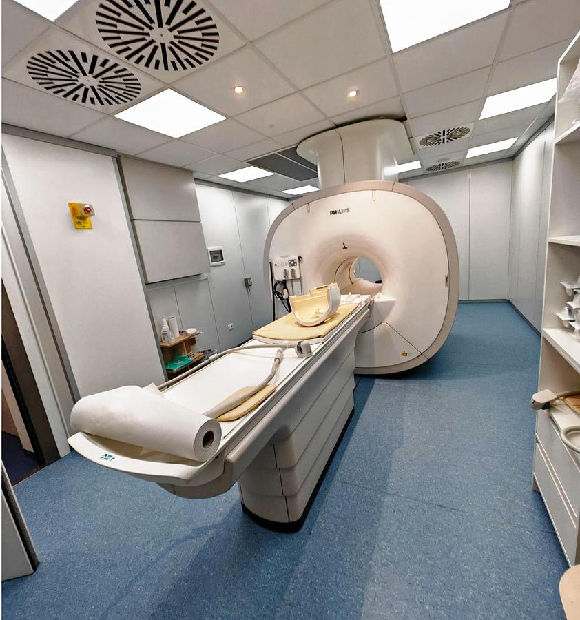 SYSTÈME D’IRM PHILIPS MRI - Multiva