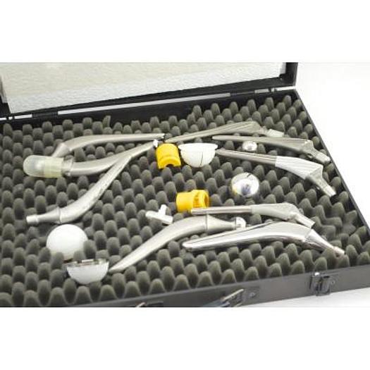 PROTHESE DE HANCHE - KIT DANS VALISE