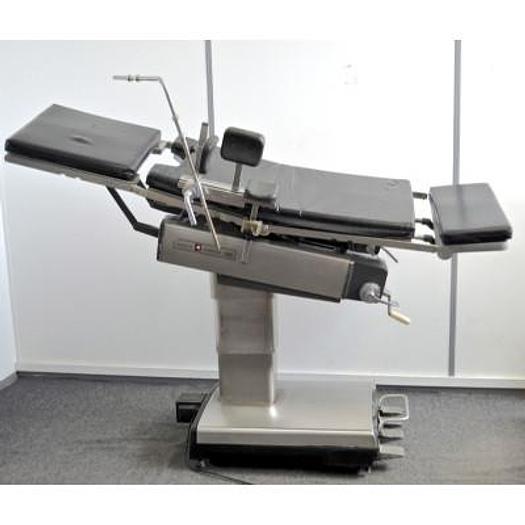TABLE D'OPERATION  ELECTRIQUE  AMSCO 2080L AVEC BILLOT, COMMANDES AU PIED