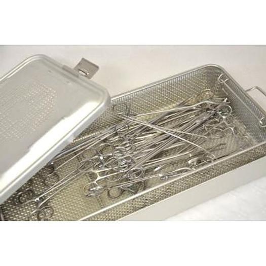 BOITE D'INSTRUMENTS POUR LA GYNECOLOGIE
